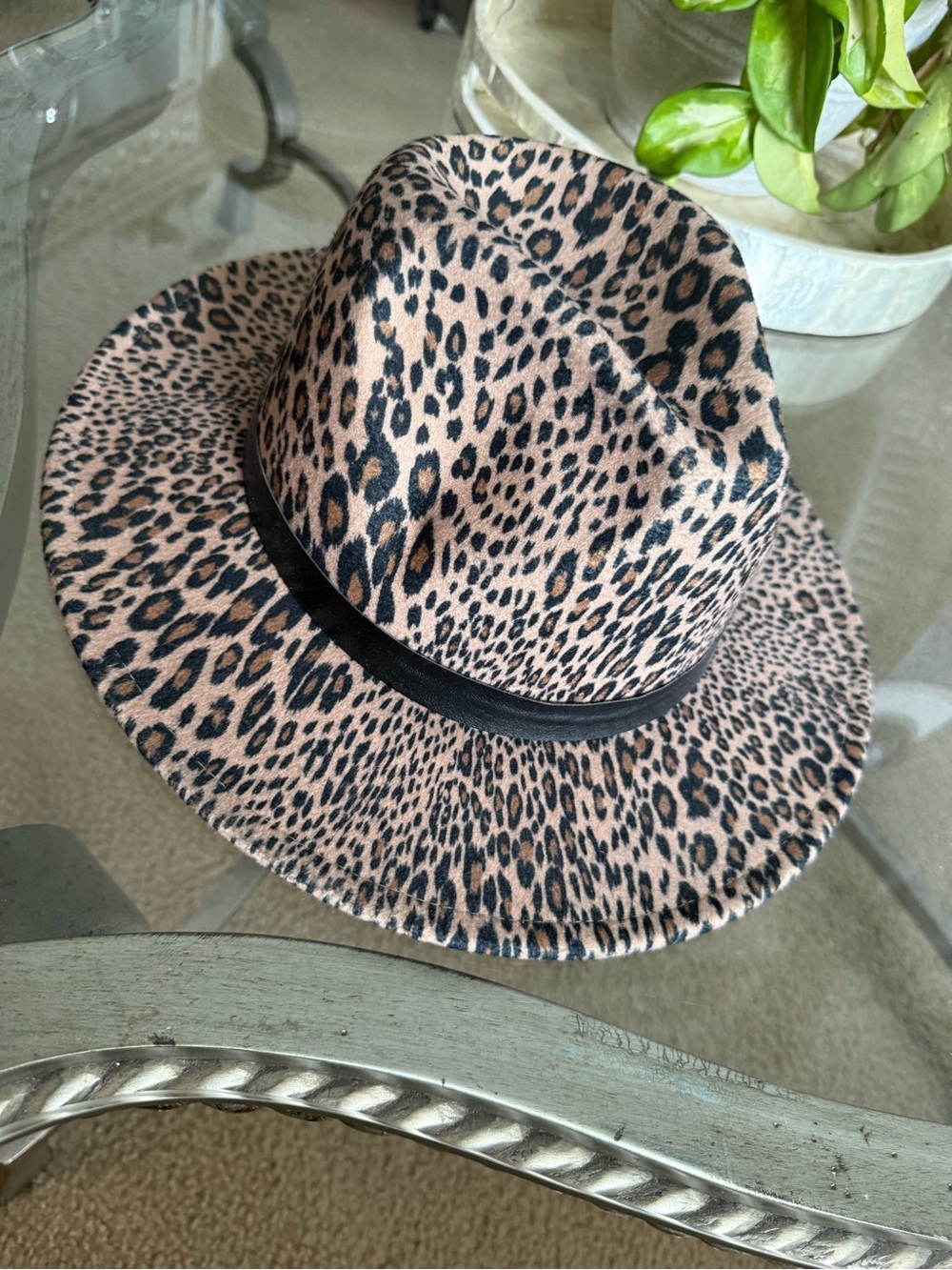 Time & Tru Women’s Leopard Fedora